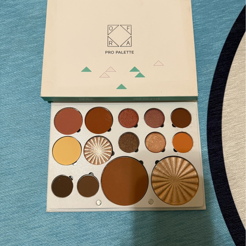 OFRA Pro Palette